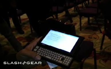 slashgear_oqo2