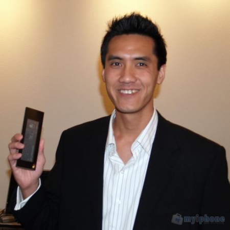 Vincent from MYiPhone holding the Onyx