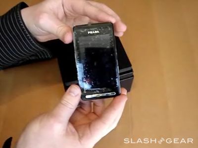 slashgear_prada_phone_01.jpg