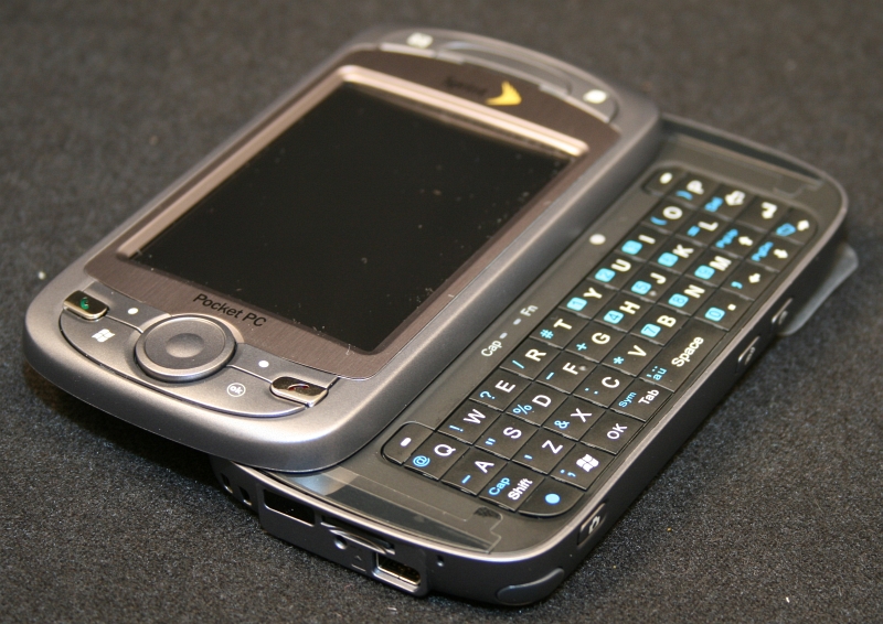Unboxing the HTC Mogul, Sprint's New WM6 Phone