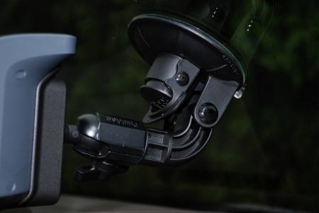 Dash Express GPS Review: Three Words- Bulky, Buggy, Beta 9 Dash Express Big Bracket.jpg
