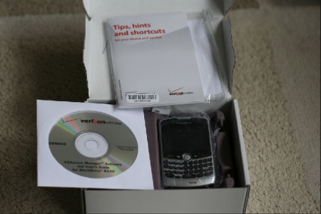 verizon 8330 unbox.jpg