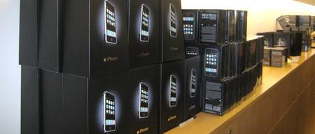 apple iphone box.jpg