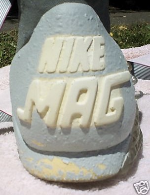 nike mag 4.jpg