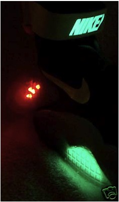 nike mag auction 1.jpg