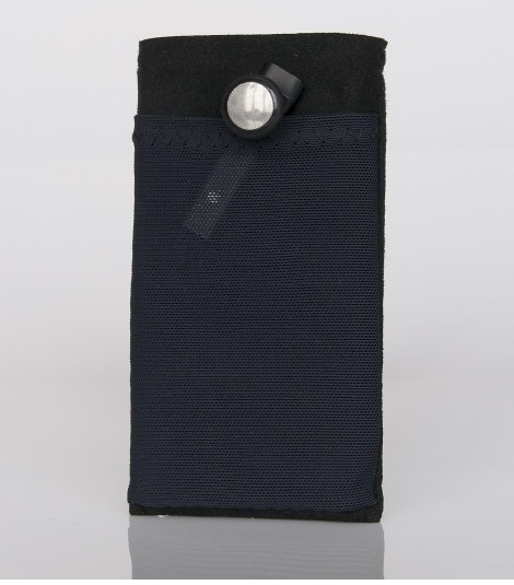 waterfield iphone 3g case headphones.jpg