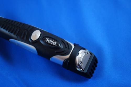 schick titanium.jpg