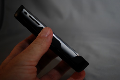 iphone 3g batter width.jpg