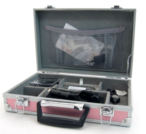 pink ipod metal case.jpg