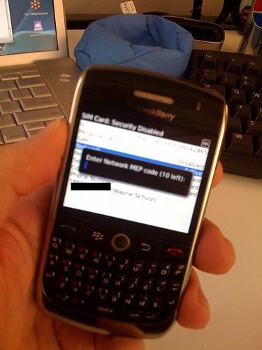 blackberry 8900.jpg