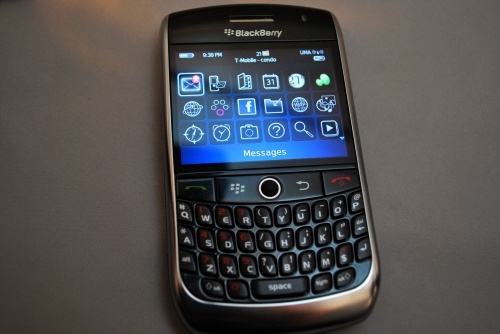 blackberry 8900.jpg