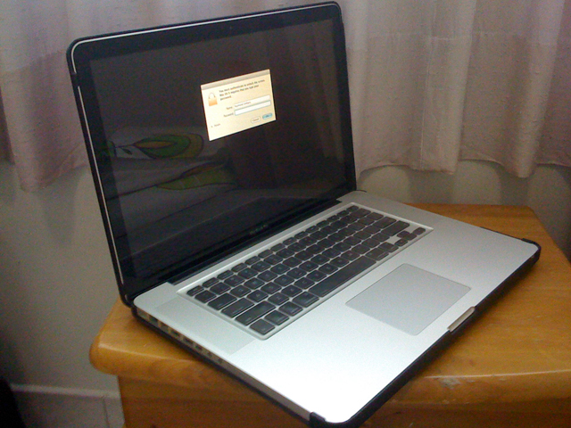 Macally BookShell Pro2 Review 17 img_0066.jpg