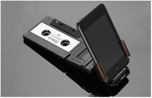 iphone ideck mounted.jpg