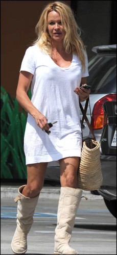 pam_anderson_celebrity_body_gossip