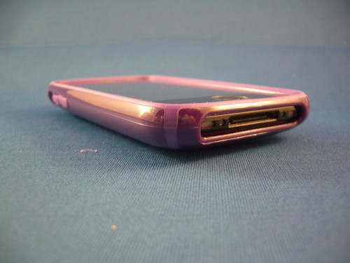 Speck's Updated CandyShell iPhone Case Review 3 Bottom of Speck CandyShell 2