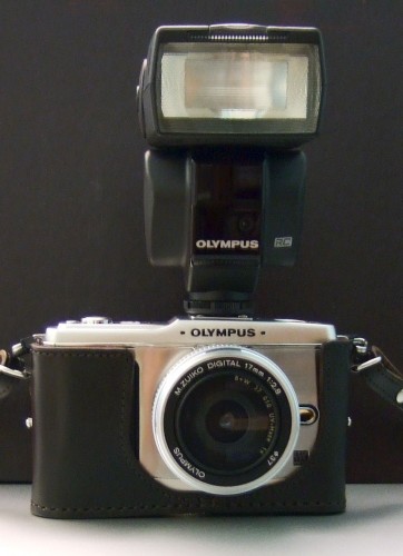 Olympus E-P1 Flash