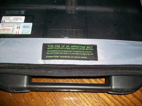 Warning label that you can only put your notebook in the PC slot