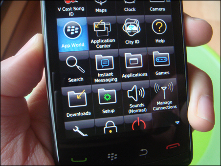 blackberrystormreview4.jpg