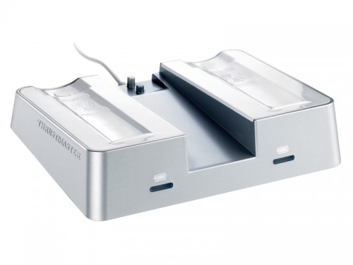 Gear Diary Thrustmaster Keeps Your Wii Remotes Ready to Go photo