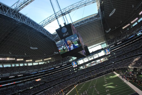 The Dallas Cowboys Stadium Video Board: Gimme Some High Def