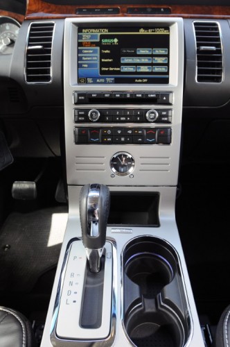 The All New 2009 Ford Flex on the Streets of Southern California