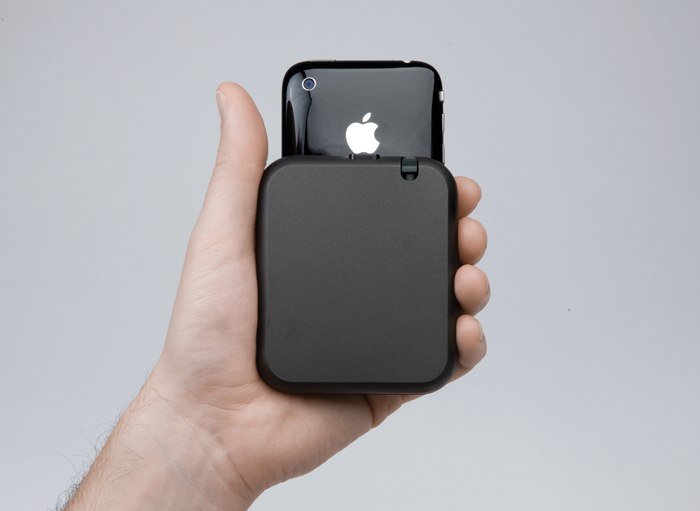 Gear Diary PAYware Mobile Available in Apple Retail Stores Checking Out The iPhone Way... photo Gear Diary PAYware Mobile Available in Apple Retail Stores Checking Out The iPhone Way... photo