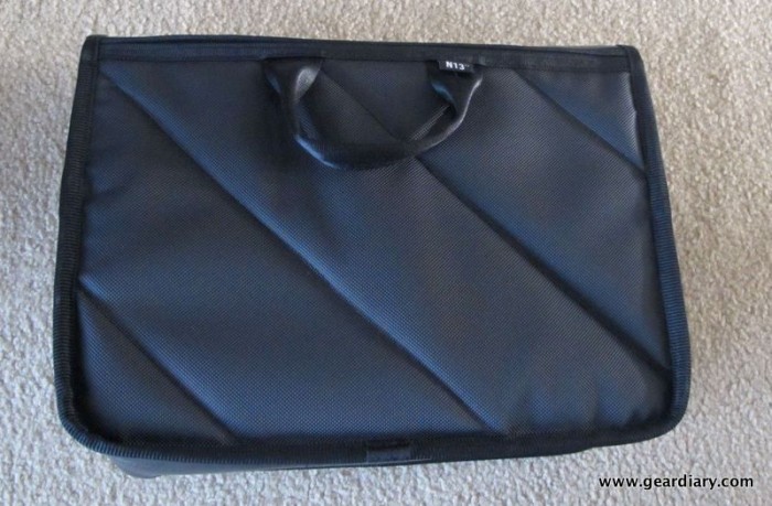 Feuerwear Scott Laptop Bag Review: Each Has a Story to Tell