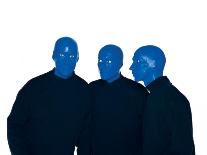 Random Cool Video: Blue Man Group Uses Giant iPhone-Like Devices On Regis & Kelly