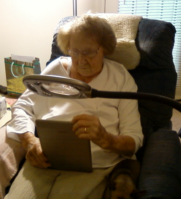 Safari.png Amazon Kindle DX Makes Difference In Centenarian's Life