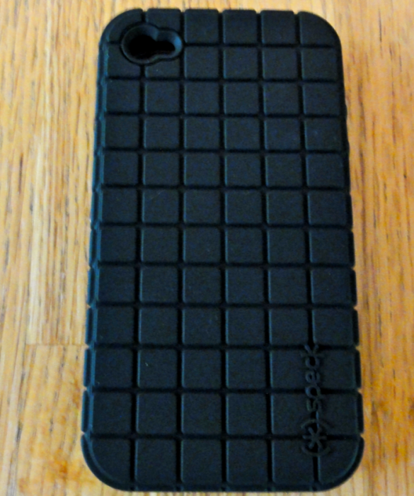 The Speck PixelSkin for iPhone 4 Review
