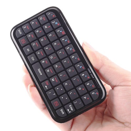 iTiny Bluetooth Keyboard Makes Your iPhone a Mobile Word Cruncher