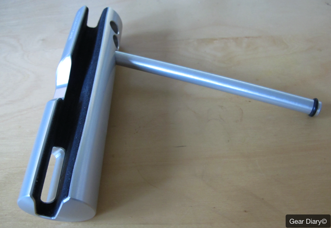 iPad Accessory Review: ElementCase Joule iPad Stand 2 iPhoto1.png
