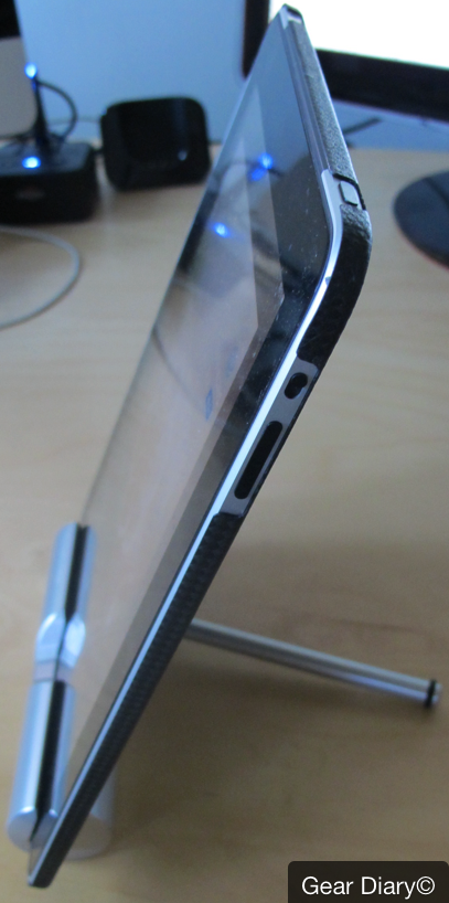 iPad Accessory Review: ElementCase Joule iPad Stand 9 iPhoto1.png