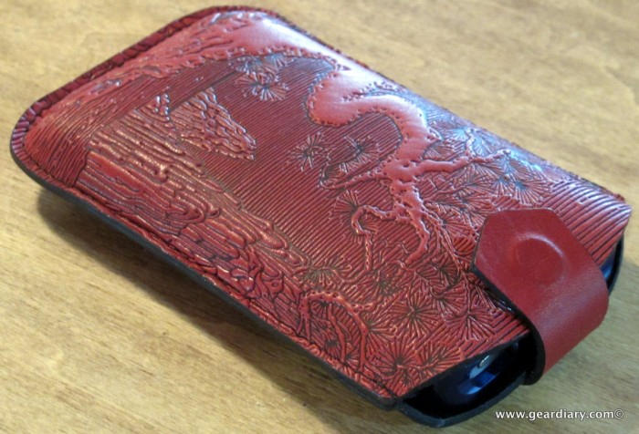 Mobile Phone Accessory Review: the Oberon Design Cell Phone Sleeve