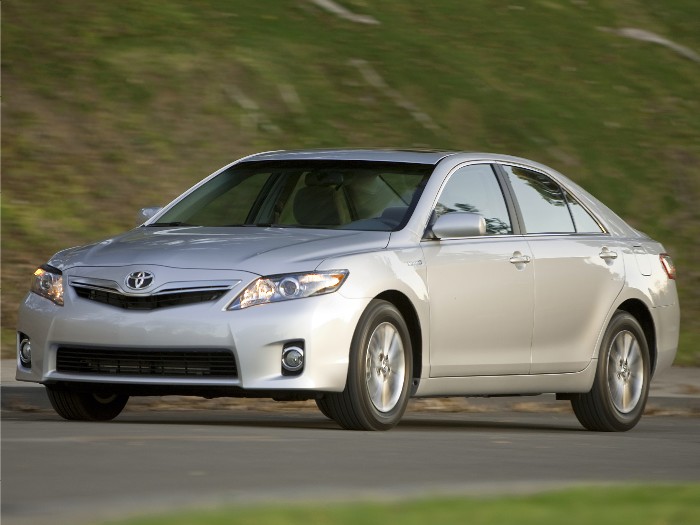 2011 Toyota Camry Hybrid Boring, and Boring Is a Good Thing