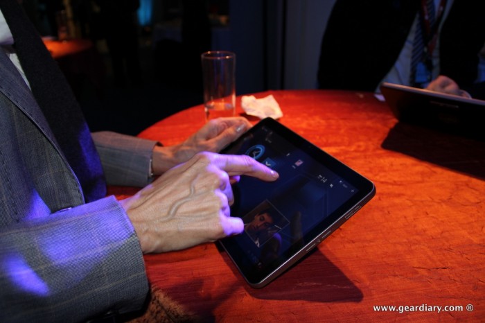 Gear Diary MWC: Hands On Samsung Galaxy S II and Galaxy Tab 10.1 photo Gear Diary MWC: Hands On Samsung Galaxy S II and Galaxy Tab 10.1 photo
