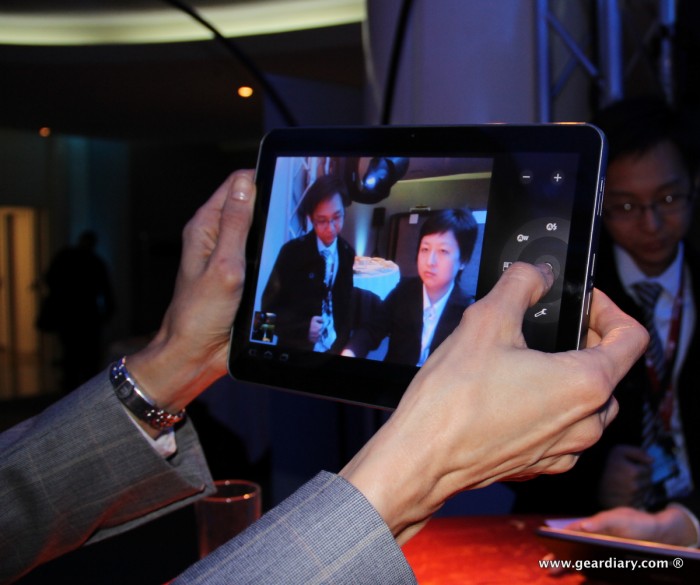 Gear Diary MWC: Hands On Samsung Galaxy S II and Galaxy Tab 10.1 photo Gear Diary MWC: Hands On Samsung Galaxy S II and Galaxy Tab 10.1 photo