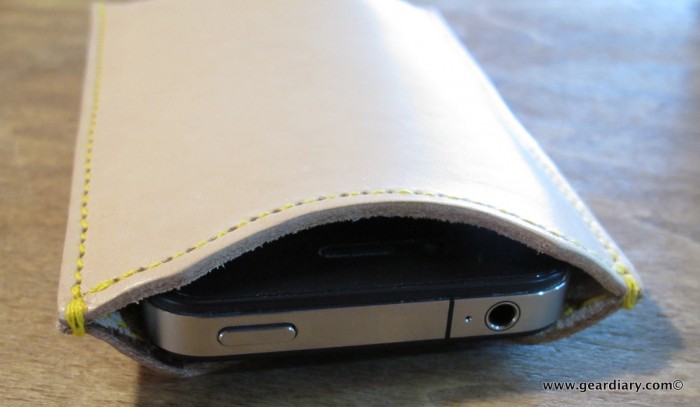 The Aligata iPhone Leather Sleeve Review