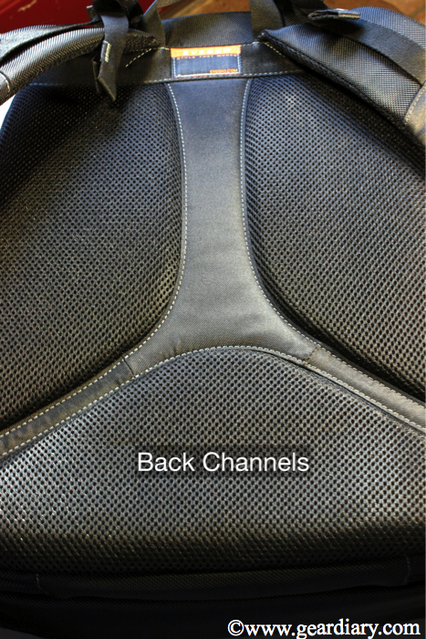 Review: Everki Flight Checkpoint Friendly Laptop Backpack 8 Review: Everki Flight Checkpoint Friendly Laptop Backpack