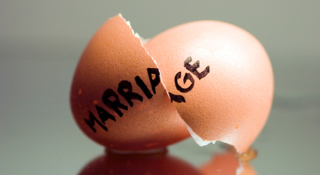 Random Statistic: Married Households No Longer a Majority