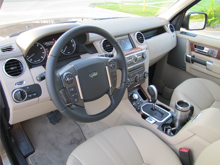 2011 Land Rover LR4 Proves 'Disco' is not Dead