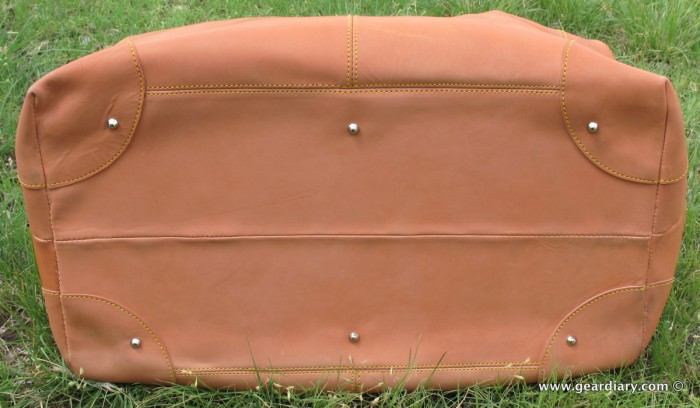 The Aligata Nude Beauty Big Weekend Travel Bag Review