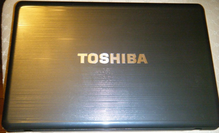 Notebook PC Review: Toshiba Satellite P745-S4250 Laptop