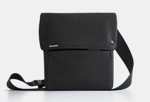 You and Your iPad Can Travel Light with BlueLounge's Bonobo Series iPad Sling