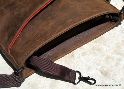 Gear Diary The Waterfield Indy iPad Bag Review photo Gear Diary The Waterfield Indy iPad Bag Review photo