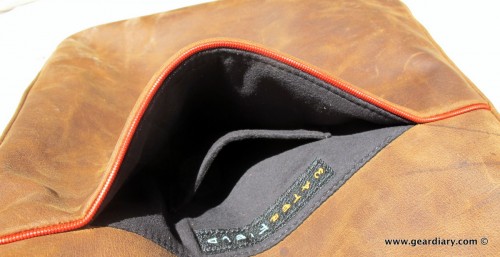 Gear Diary The Waterfield Indy iPad Bag Review photo Gear Diary The Waterfield Indy iPad Bag Review photo