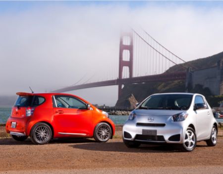 Is the 2012 Scion iQ the 'Smart' Choice?