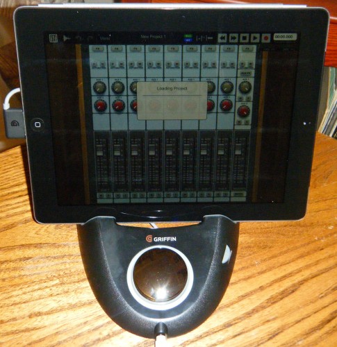 Griffin StudioConnect MIDI-Audio Interface System for iPad Review