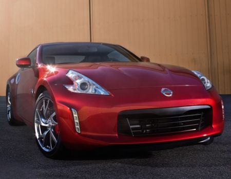 2013 Nissan 370Z Coupe in Steamy, Hot Magma Red