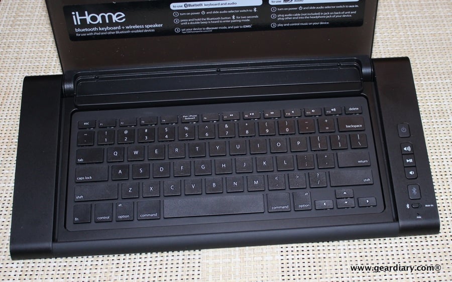 Gear Diary iHome iDM5 Bluetooth Keyboard Speaker System 001